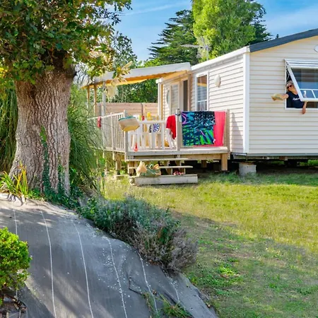 Les Carolins - 4 étoiles 3* Saint-Lo-d'Ourville