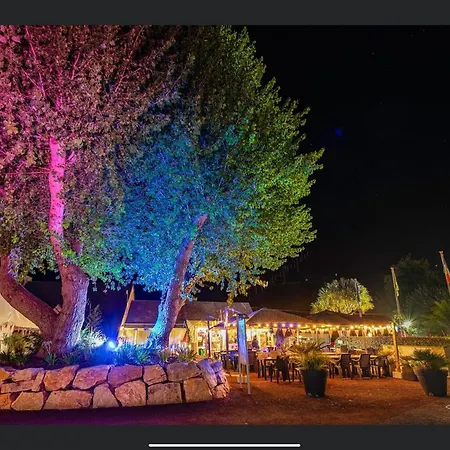 Κάμπινγκ Les Carolins - 4 Etoiles 3*