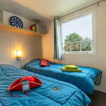 Les Carolins - 4 Etoiles Kemping 3*
