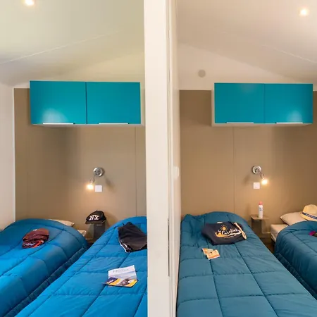 Les Carolins - 4 Etoiles Campingplads 3*