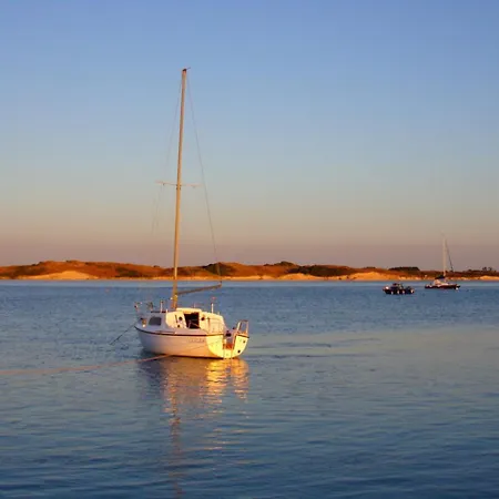 Κάμπινγκ Les Carolins - 4 Etoiles Saint-Lo-d'Ourville