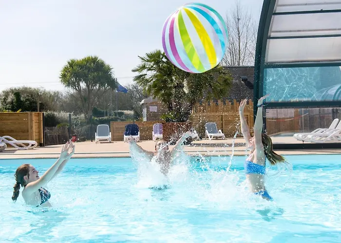 Les Carolins - 4 Etoiles Campingplads