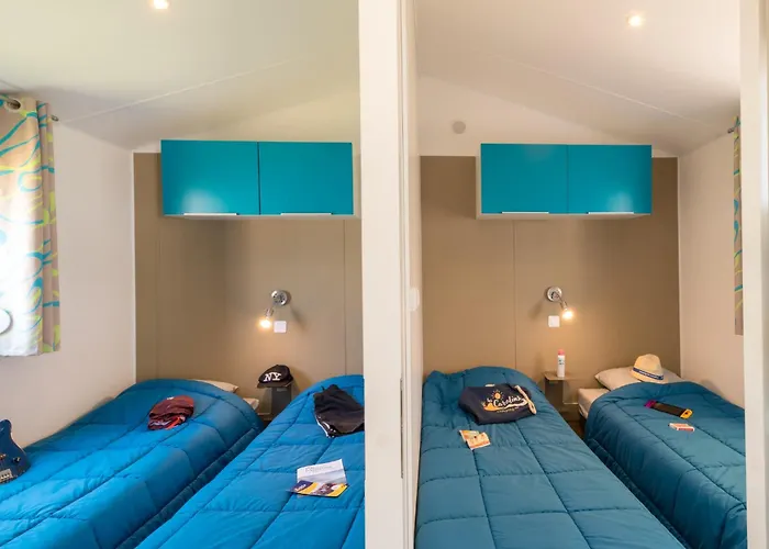 Les Carolins - 4 Etoiles Campingplatz 3*