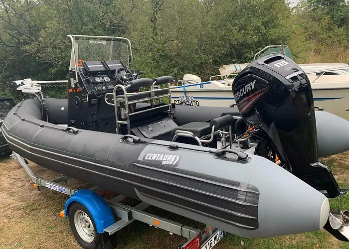 Campingplatz Les Carolins - 4 Etoiles 3*