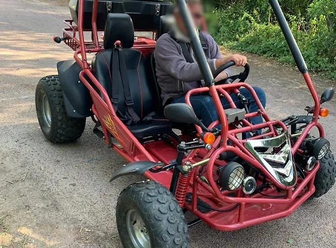 Les Carolins - 4 Etoiles Campingplads 3*